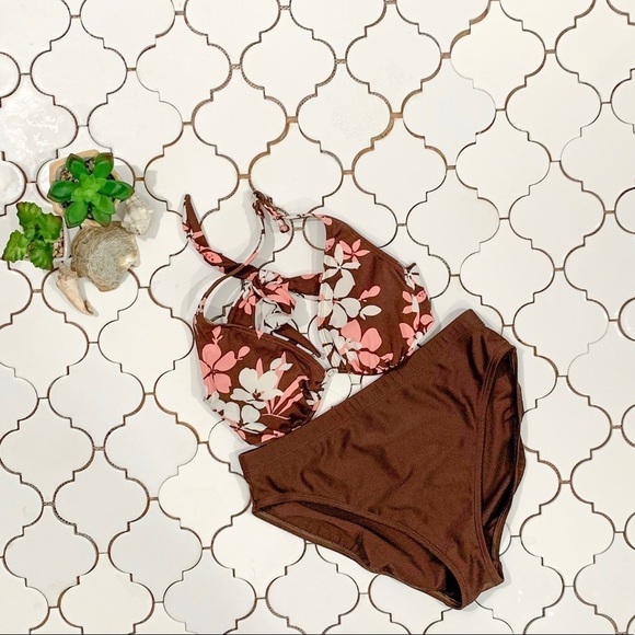 Victoria Secret Floral Top - Picture 2 of 4